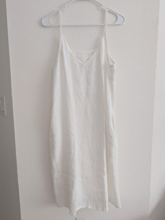 notPERFECTLINEN Dresses & Skirts - NPL Langley in White 🤍 (Sz M/L)